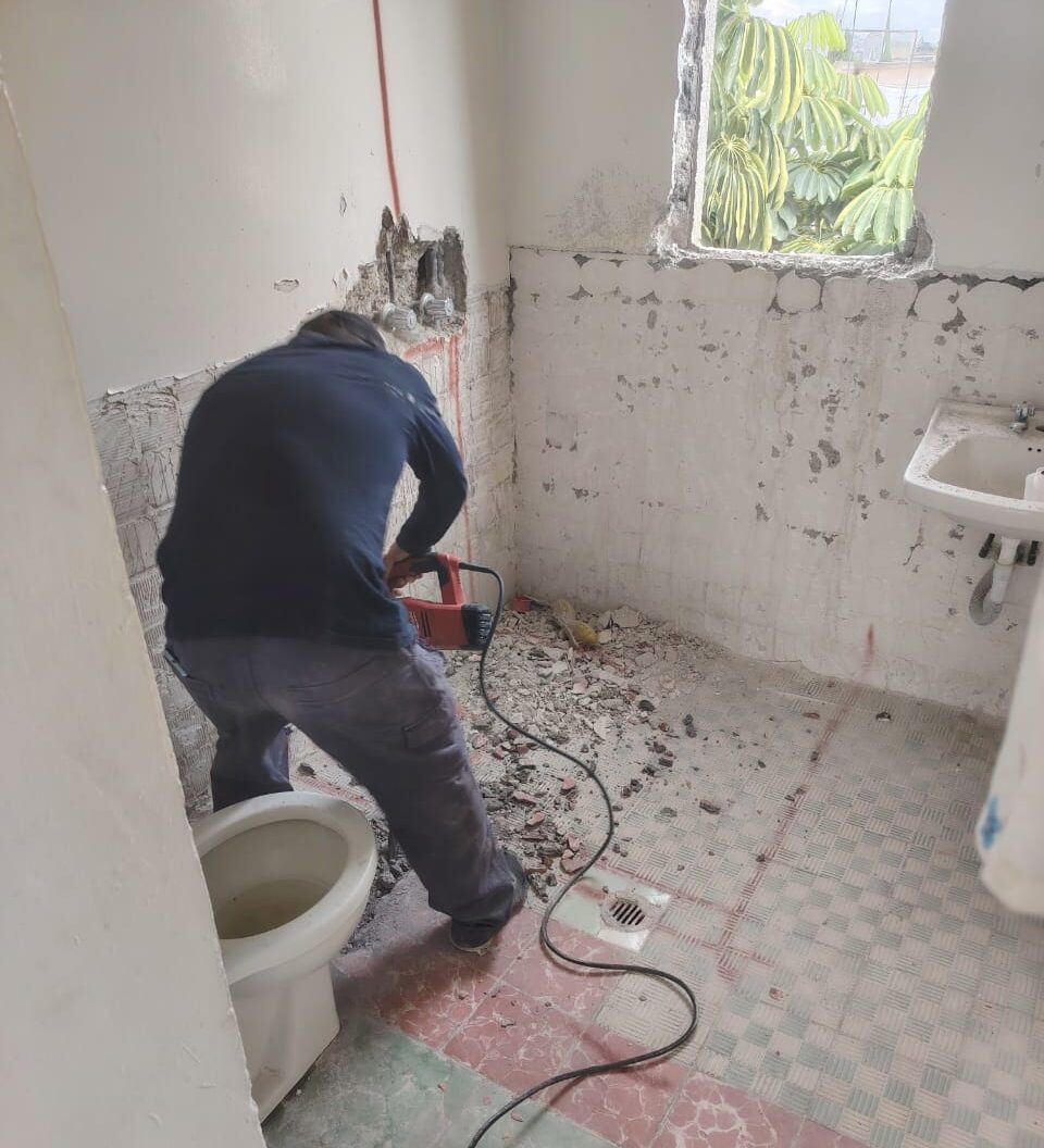 Baño antes de iniciar la remodelación.